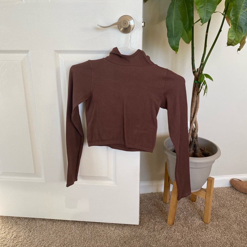 Zara cropped hoodie - everything will be washes before sent out!